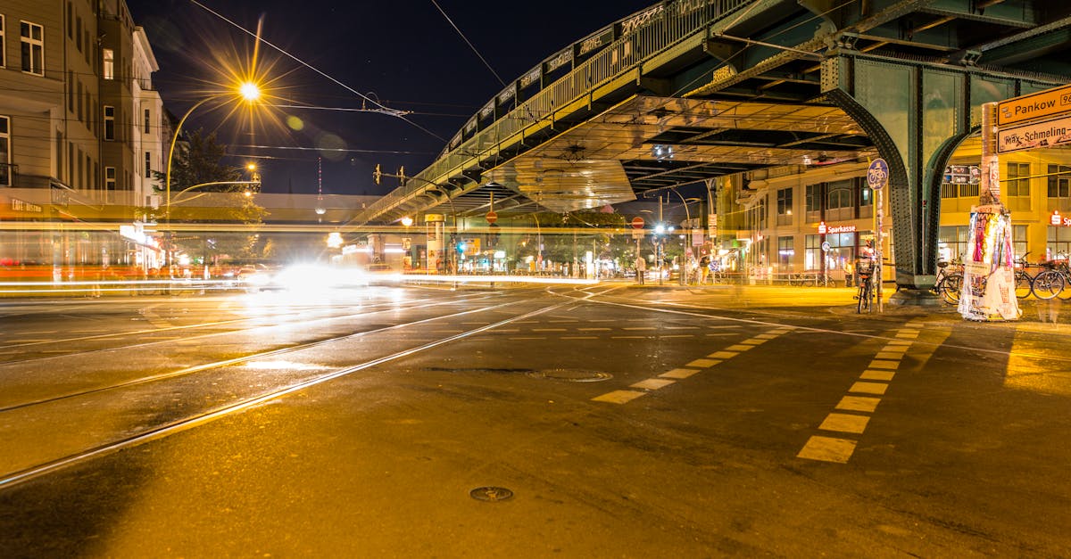 ilumina tu camino y aumenta tu seguridad al andar en bicicleta con nuestras luces de bicicleta. duraderas, brillantes y fáciles de instalar, nuestras luces son perfectas para ciclistas de todos los niveles. ¡viaja seguro y visible!