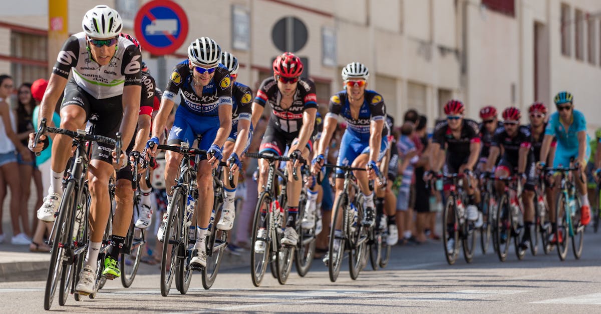 descubre el apasionante mundo del ciclismo: consejos, rutas, equipamiento y más para disfrutar de la bicicleta al máximo y mejorar tu experiencia sobre dos ruedas.