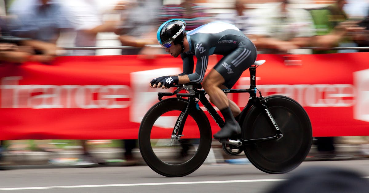 descubre el mundo del ciclismo: técnicas, rutas, y consejos para mejorar tu experiencia sobre dos ruedas. únete a una comunidad apasionada por la aventura y la salud.