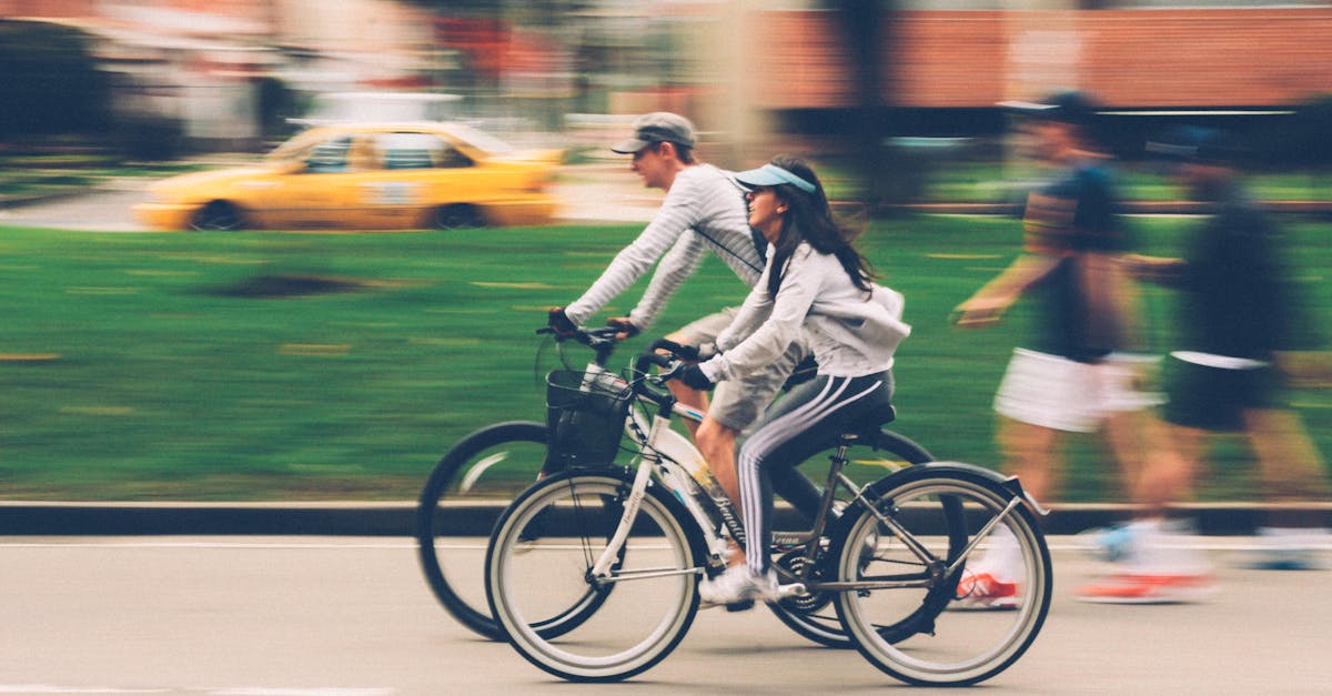 descubre el mundo del ciclismo, un apasionante deporte que combina aventura, salud y sostenibilidad. ya seas principiante o ciclista experimentado, explora rutas, consejos de entrenamiento y las mejores bicicletas para disfrutar al máximo de esta actividad al aire libre.