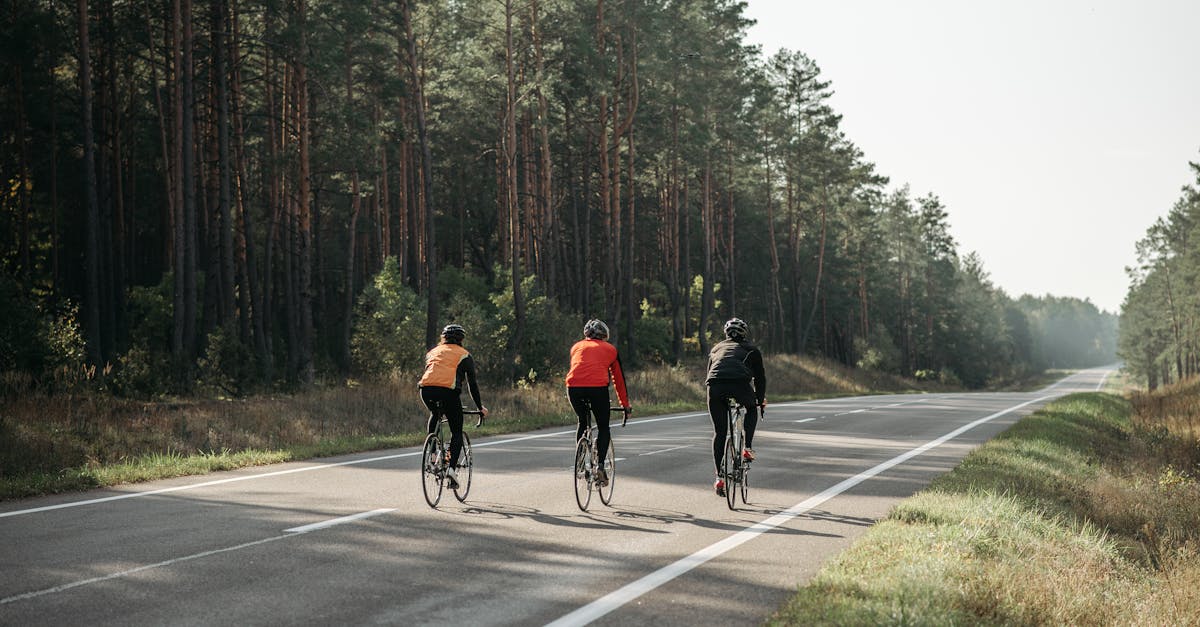 mejora tu rendimiento en el ciclismo con entrenamientos efectivos y consejos prácticos. descubre rutinas, técnicas y nutrición para maximizar tu potenciamiento en cada recorrido.