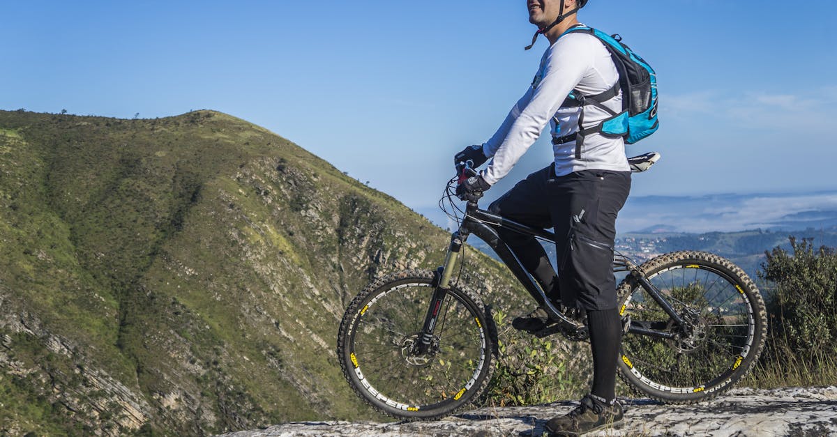 descubre la emoción del mountain biking, una aventura en la naturaleza que combina adrenalina y paisajes impresionantes. conoce las mejores rutas y consejos para disfrutar al máximo de este deporte al aire libre.