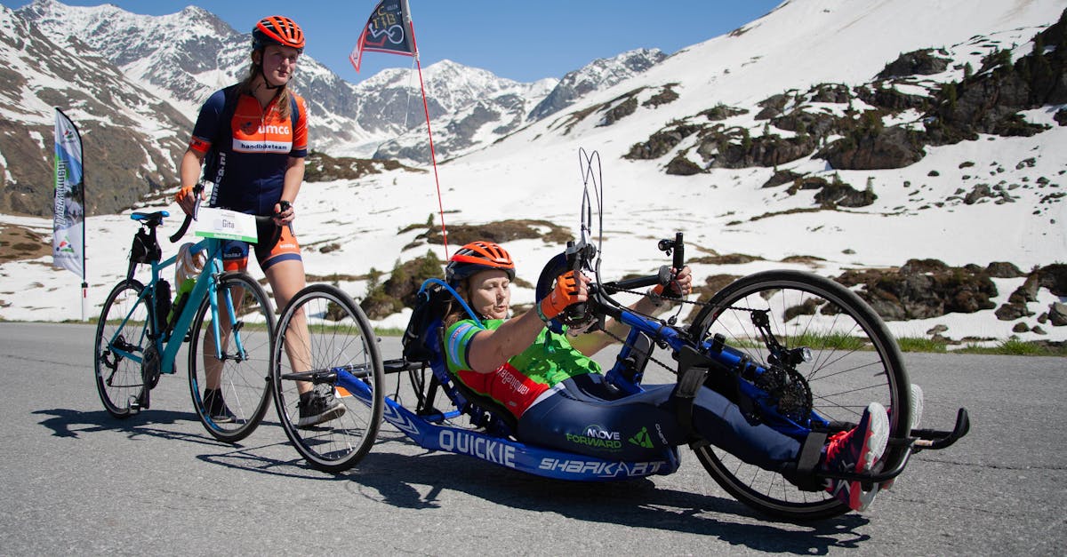 descubre las adaptaciones en el ciclismo que mejoran el rendimiento y la comodidad de los ciclistas. desde bicicletas personalizadas hasta equipamiento especializado, explora cómo estas innovaciones están transformando la experiencia sobre dos ruedas.