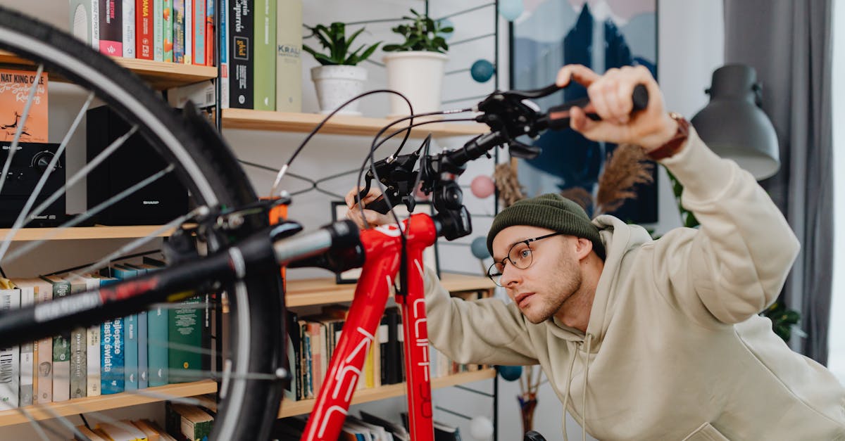 descubre nuestras gafas de ciclismo, diseñadas para brindar comodidad y protección en cada ruta. ofrecemos una amplia variedad de estilos y lentes de alta calidad para mejorar tu experiencia en la bicicleta.